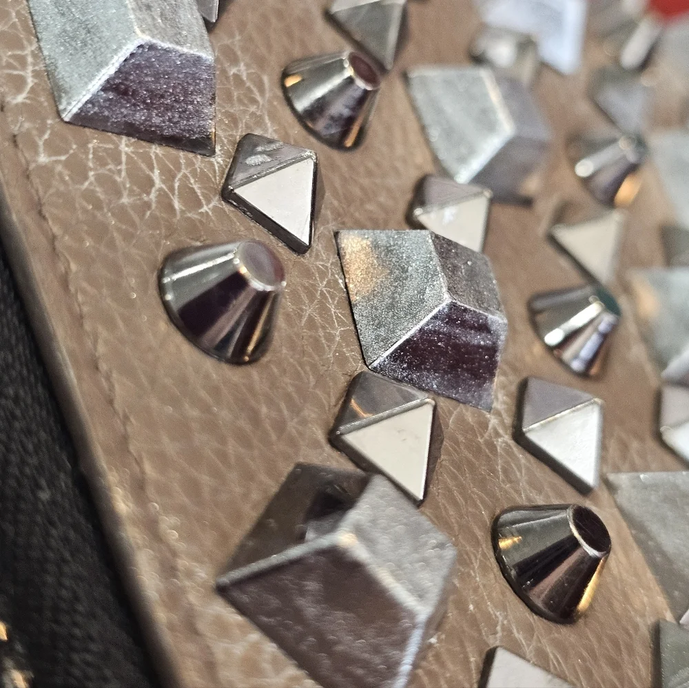 🤎Christian Louboutin Studded Panettone Zip-Around Wallet – Brown & Silver🩶 - Picture 13 of 15